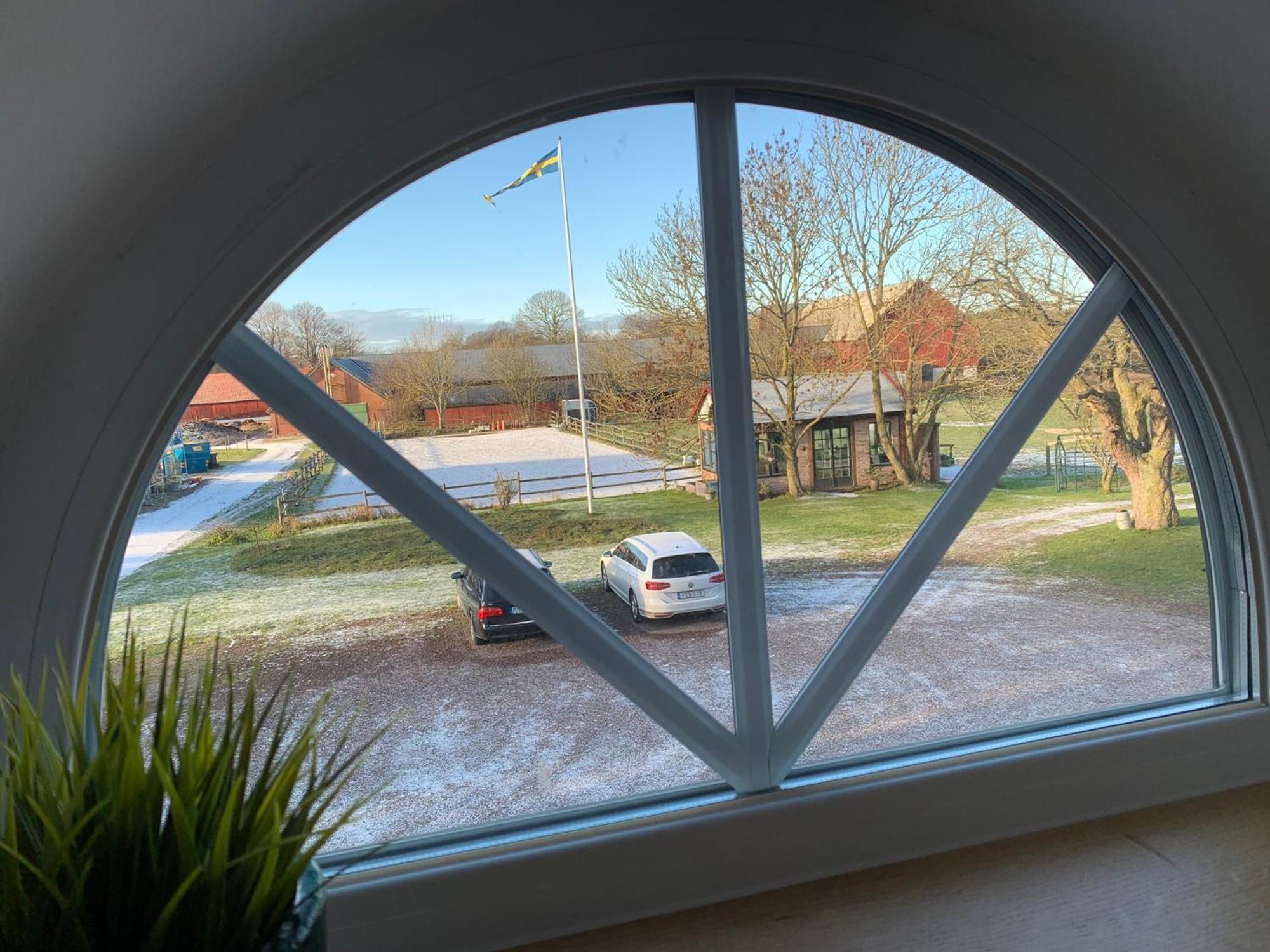 Lantligt Och Lugnt Boende Naera Natur Och Stad スヴェーダーラー自治体 エクステリア 写真